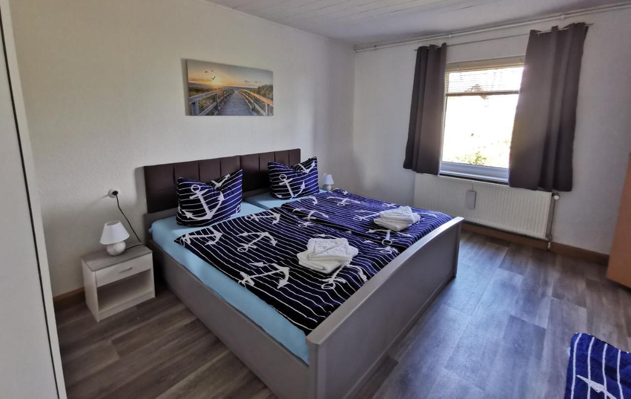 Ferienwohnung Am Stadtrand Garz Ruegen Exterior foto